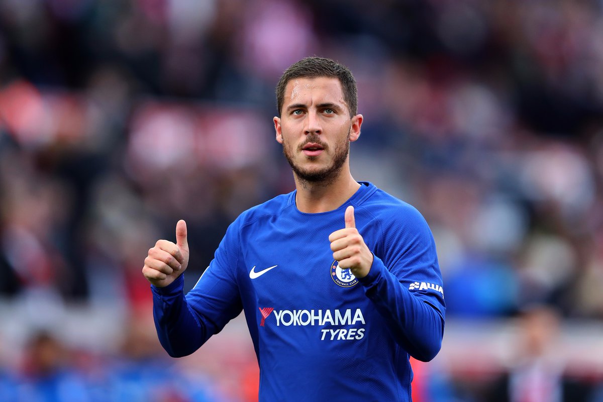 Pria berkebangsaan Belgia ini tercatat sukses dengan penghasilan Rp. 248,8 milyar per tahun di Chelsea 