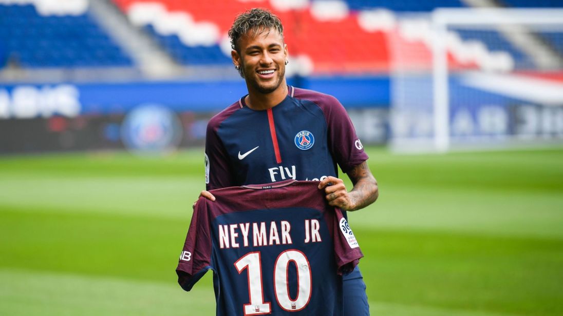 Kepindahannya ke PSG dan dinobatkan pemain termahal sejagad, Neymar berpenghasilan Rp. 503 milyar setahun