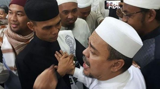 Habib Rizieq Shihab dan Ustadz Abdul Somad (Foto: dok. tokoh GNPF Kapitra Ampera)