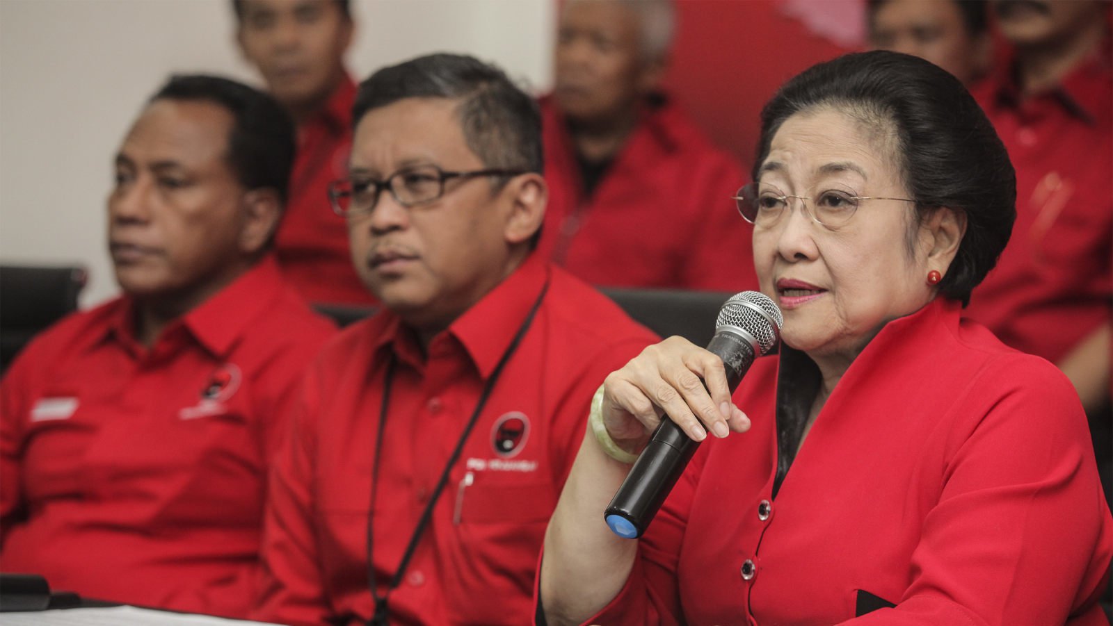 Ketua Umum PDIP, Megawati bersama dengan Sekretaris Jenderal, Hasto Kristiyanto. (Foto: Dokumentasi)