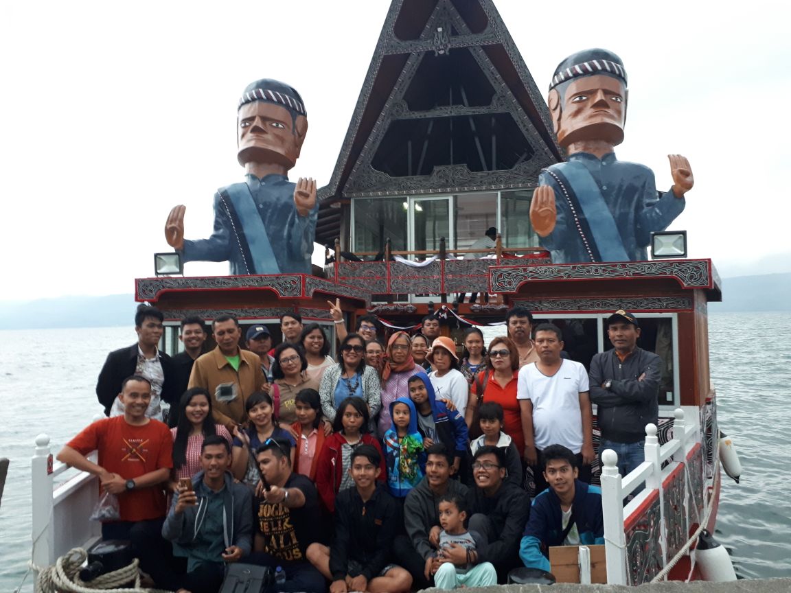 Kerennya Rumah Bantak Terapung. Foto:Kemenpar