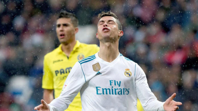 Ekspresi Ronaldo setelah gagal mencetak gol ke gawang Villarreal meski sudah melepas 13 kali tendangan. foto;EPE