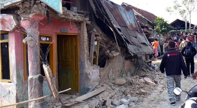 Suasana gempa yang melanda Sukabumi