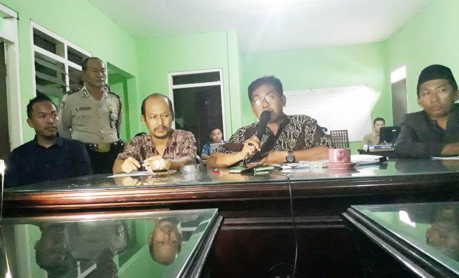 Konferensi pers di Panwaslu Sidoarjo.(Foto : Antara)