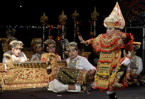 Salah satu Ikon Bali yang dipasang sebagai daya panggil para Wisman. foto:dok 