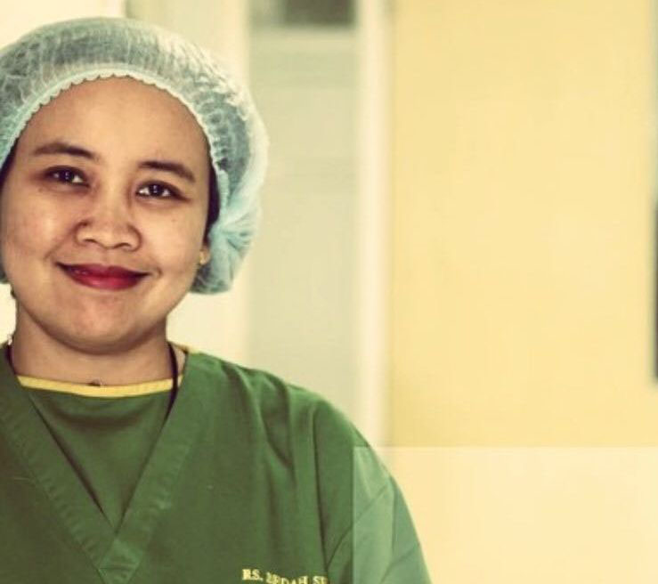 dr. Anna Surgean Veterini, SpAn KIC dari Rumah Sakit Bedah Surabaya 