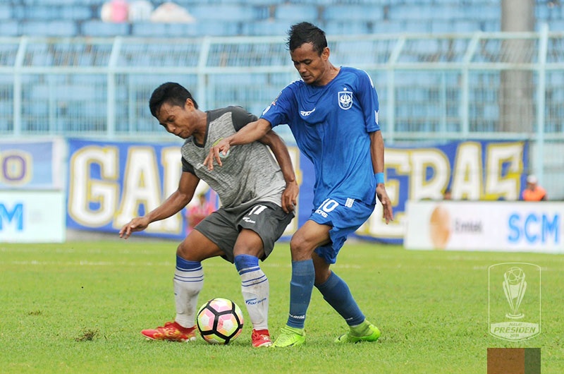 Duel PSIS melawan Persela di Stadion Kanjuruhan, Malang, sore tadi. foto:ligaindonesia 