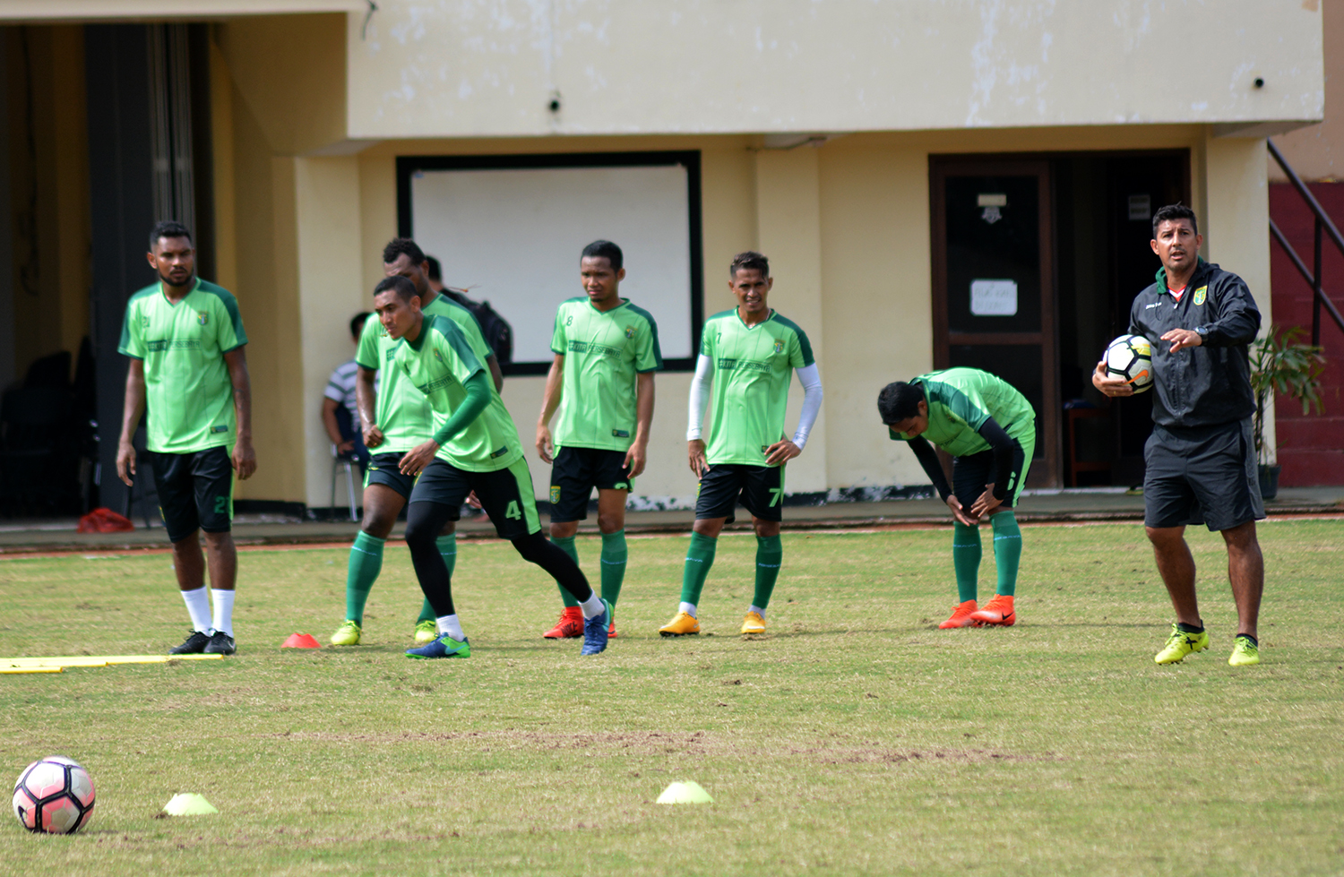 Persebaya Surabaya, sudah memastikan akan mengikuti Turnamen Piala Gubernur Kaltim 2018. (foto: hrs/ngopibareng)