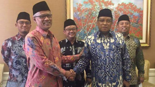 BERSATU: Haedar Nashir bersama KH Said Aqil Siroj (Ketua Umum PBNU). (foto: ngopibareng.id)