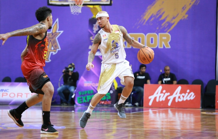 CLS Knights saat melawan Saigon Heat. (foto: istimewa) 