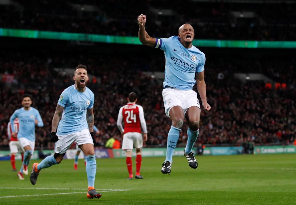 Pemain belakang Man City, Kompany menyumbang satu gol menghadapi Arsenal, dini hari tadi. foto:thesun