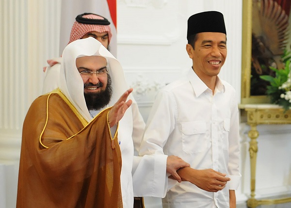 BERSAMA: Syekh Abdur-Rahman As-Sudais bersama Presiden Joko Widodo. (foto: ngopibareng.id)