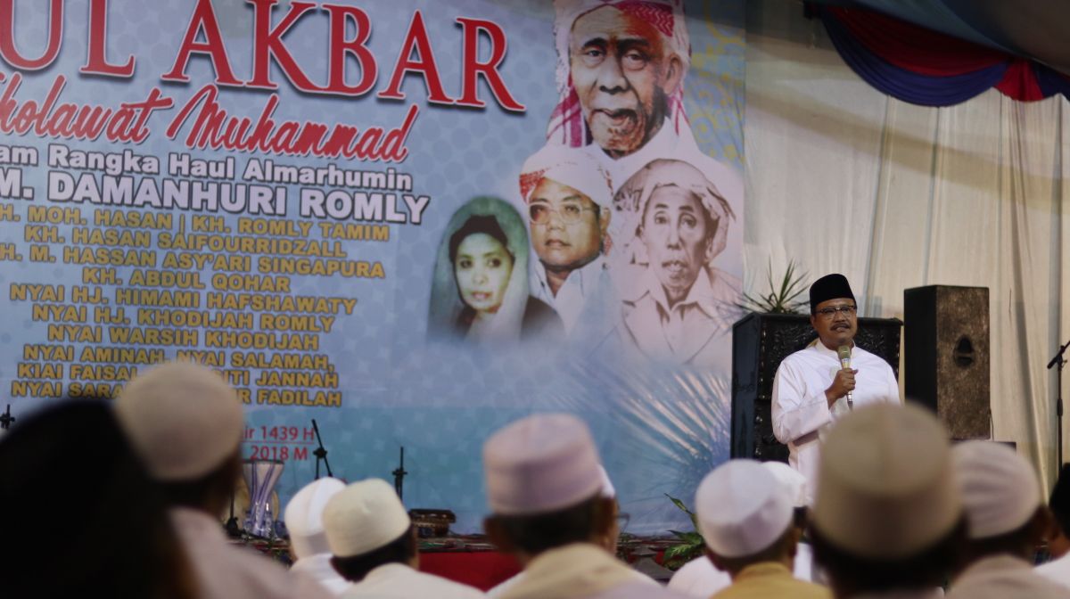 Calon Gubernur Jawa Timur nomor urut 2 Saifullah Yusuf (Gus Ipul), hadir pada acara Haul Akbar KHM Damanhuri Romli, Selasa, 6 Maret 2018, malam.Calon Gubernur Jawa Timur nomor urut 2 Saifullah Yusuf (Gus Ipul), hadir pada acara Haul Akbar KHM Damanhuri Romli, Selasa, 6 Maret 2018, malam.