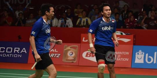 Hendra/Ahsan memperoleh tiket semifinal usai menghentikan perlawanan unggulan keempat. (foto: PBSI) 