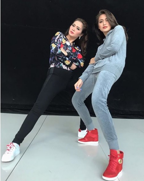 Jessica Iskandar dan Vega Darwanti. (Instagram)