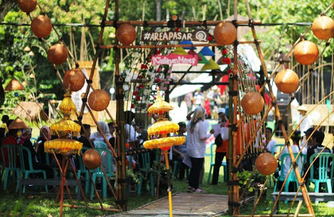 Gambaran Pasar Kaulinan, Banten. Foto:Google