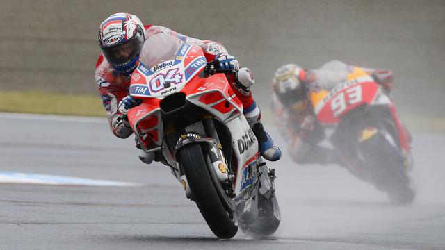  Andrea Dovizioso saat berpacu di sirkuit MotoGP. foto:ist