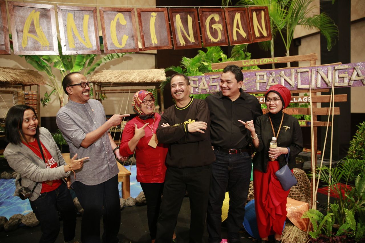 Ndigital... kita harus segera merengkuh dunia digital ini agar pariwisata Indonesia tak ditinggal. foto:kemenpar
