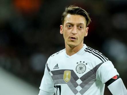 Penyerang Jerman,  Mesut Ozil. 