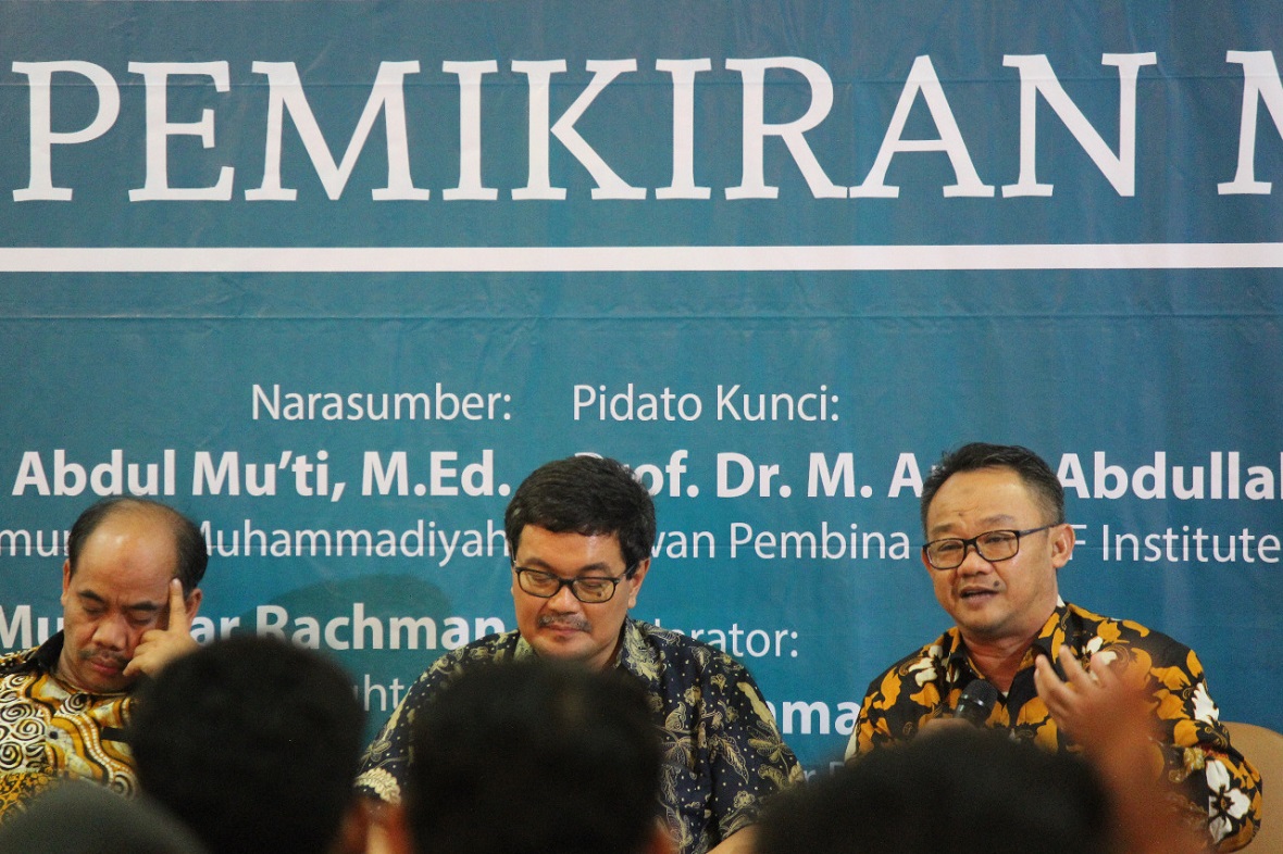 PELUNCURAN: Abdul Mu'ti, Mu’ti, dalam Peluncuran Program Sekolah Pemikiran Ma’arif di Aula Gedung Pusat Dakwah Muhammadiyah. (foto: ist)