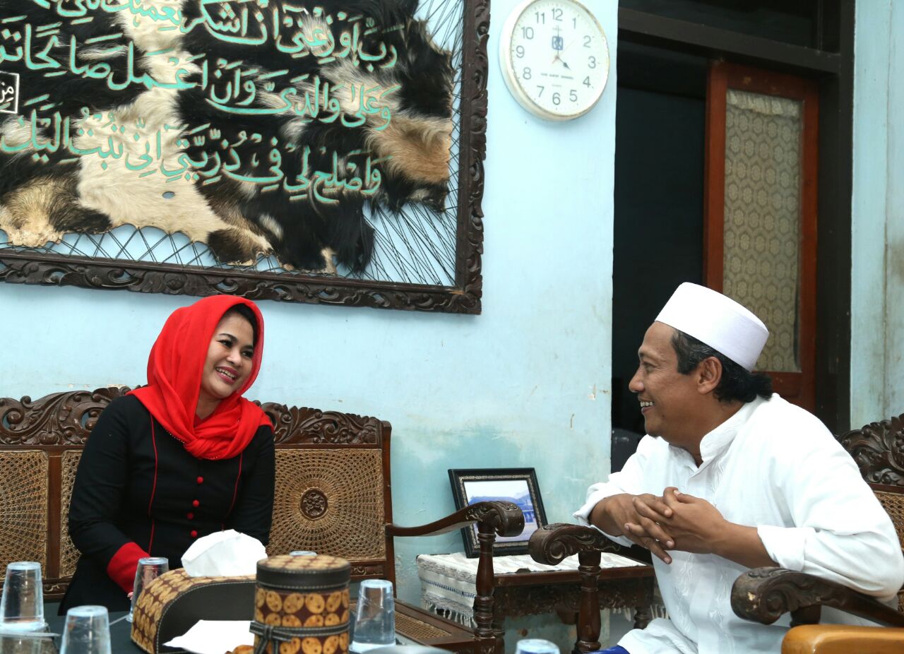 Puti Guntur Soekarno mengunjungi Pondok Pesantren Tremas di Dusun Krajan, Desa Tremas, Kecamatan Arjosari, Pacitan. (Foto: Istimewa)