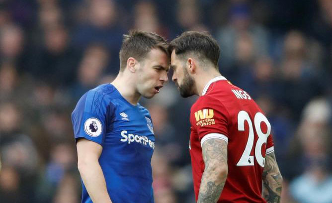 Duel Everton melawan Liverpool. foto:reuters