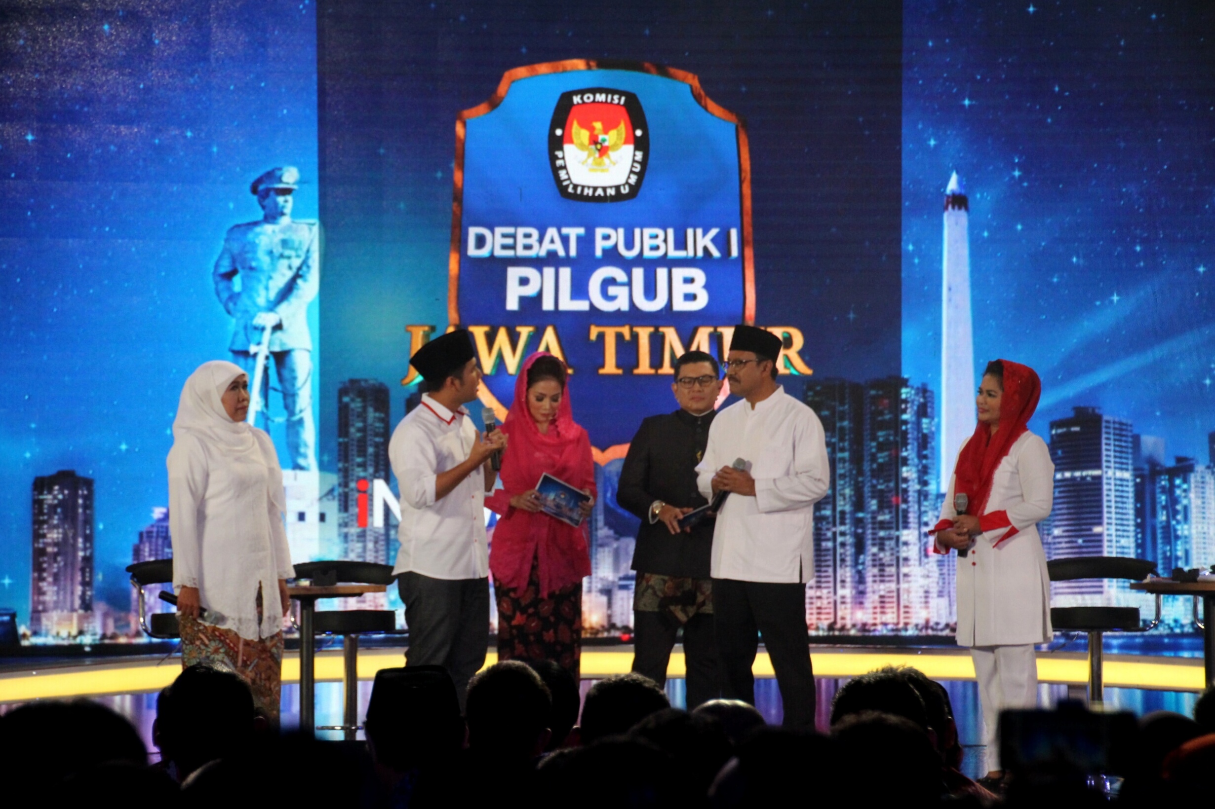 Debat publik pertama Pilgub Jatim, Selasa, 10 April 2018. (Foto: frd/ngopibareng.id)