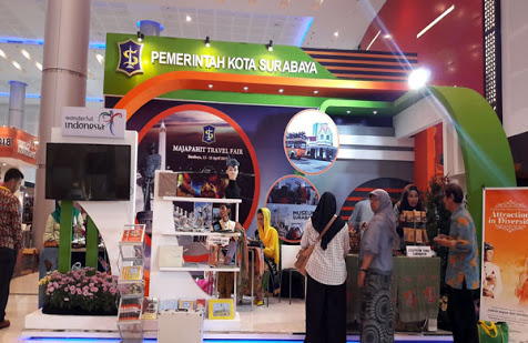 Stand promo wisata Kota Surabaya. foto:ist