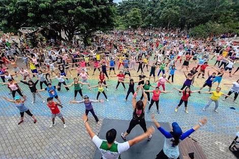 Wisman serbu even ini zumba di Batam View Beach Resort. foto:istimewa