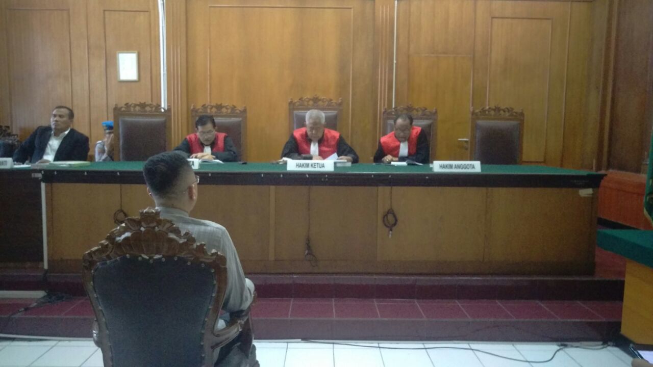 Jalannya sidang pembacaan vonis bos pengembang Pasar Turi yang tersandung kasus penggelapan penjualan tanah di PN Surabaya