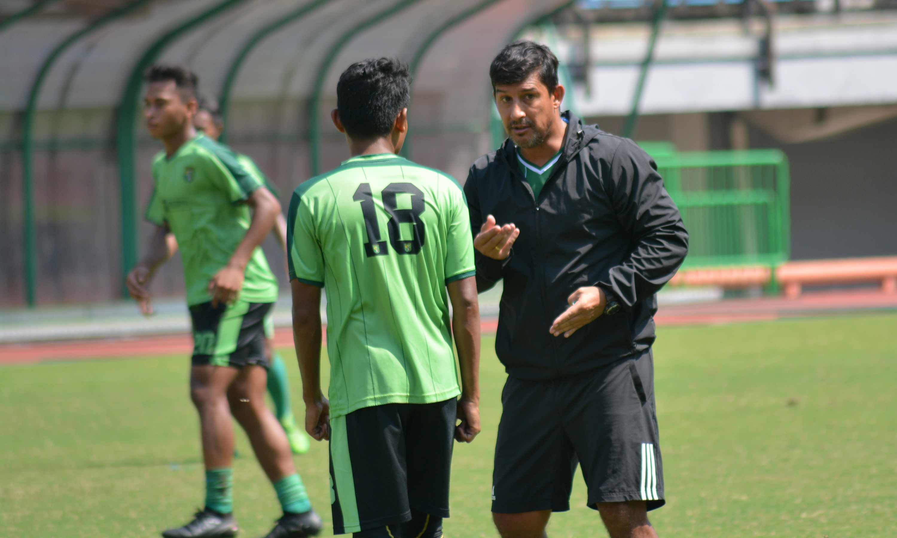 Pelatih Persebaya, Angel Alfredo Vera. (foto: hrs/ngopibareng)