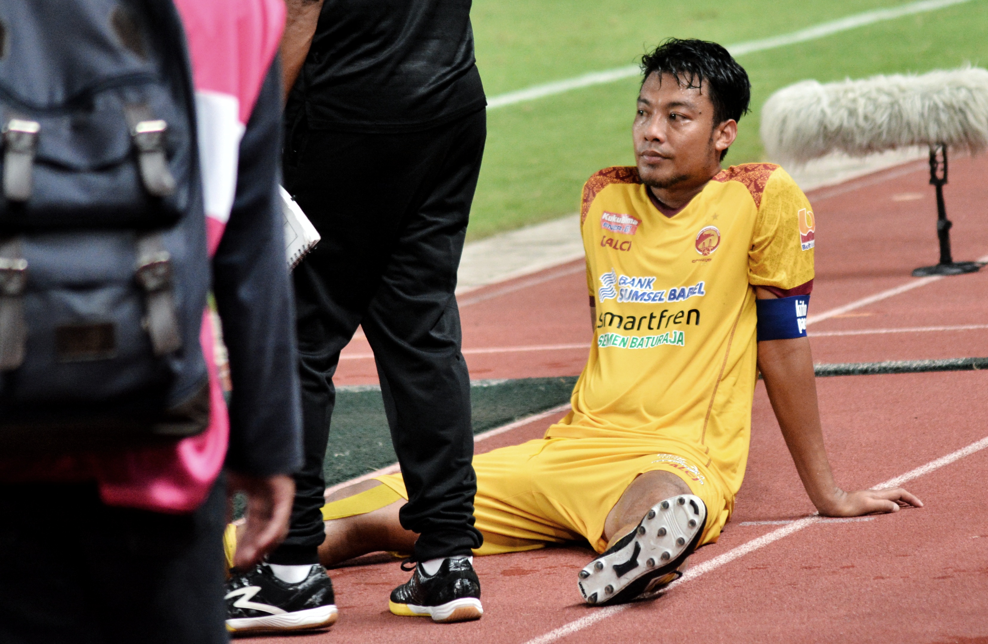 Mantan pemain Persebaya, Hamka Hamzah yang kini bermain untuk Sriwijaya FC memberikan pesan khusus untuk tim Bajol Ijo. (foto: hrs/ngopibareng)