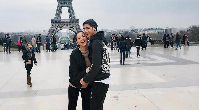 Kemesraan Al Ghazali bersama Alyssa Daguise. (Foto: Instagram)