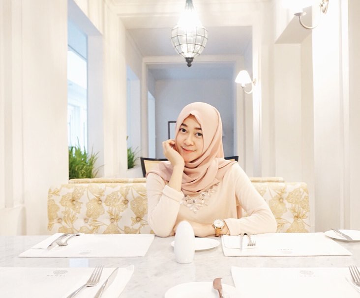 Ellen Nita Vindriana menjadi dosen di kampus ternama di Malang, Jawa Timur.