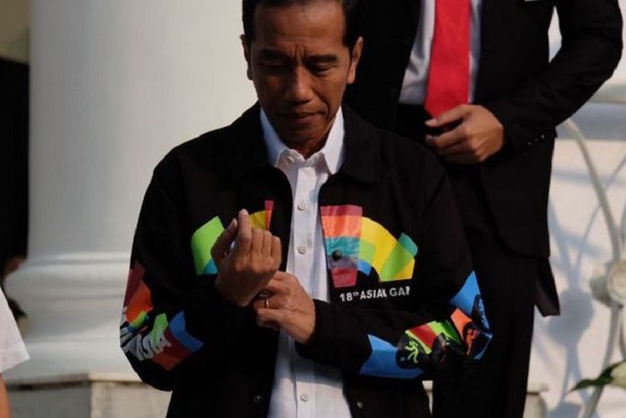 Jaket 'Asian Games' tampak depan.