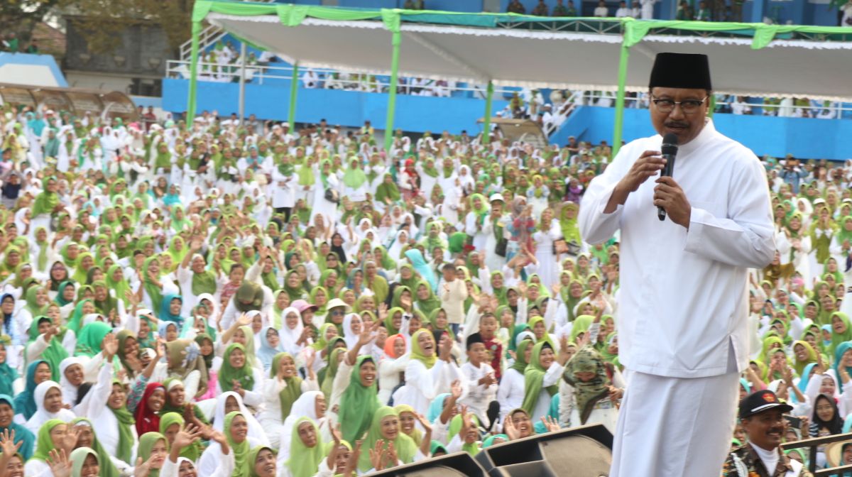 Wali hadir sebagai bintang tamu pada acara Hari Lahir (Harlah) Nahdlatul Ulama (NU) ke-95, Minggu, 6 Mei 2018, sore. 