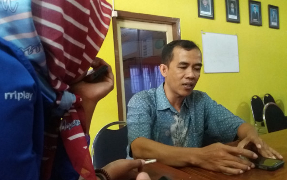 Divisi SDM dan Parmas KPU Kabupaten Situbondo, Iwan Suryadi. (Foto: Antara)