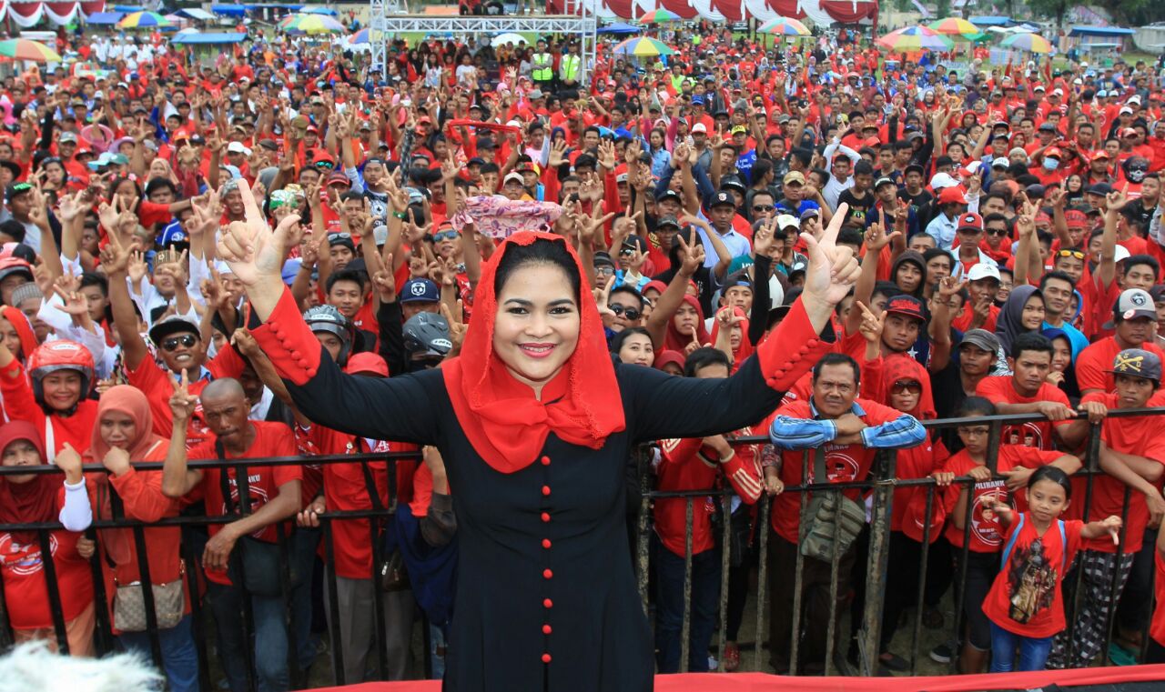 Puti Guntur Soekarno mendapat dukungan anak-anak muda Jawa Timur jelang debat publik kedua, malam ini.