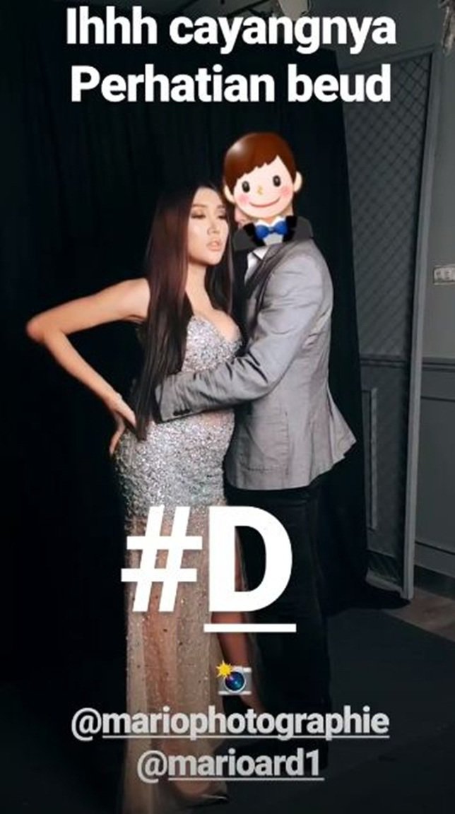 Lucinta Luna foto bersama kekasih yang dipanggilnya Dilan.