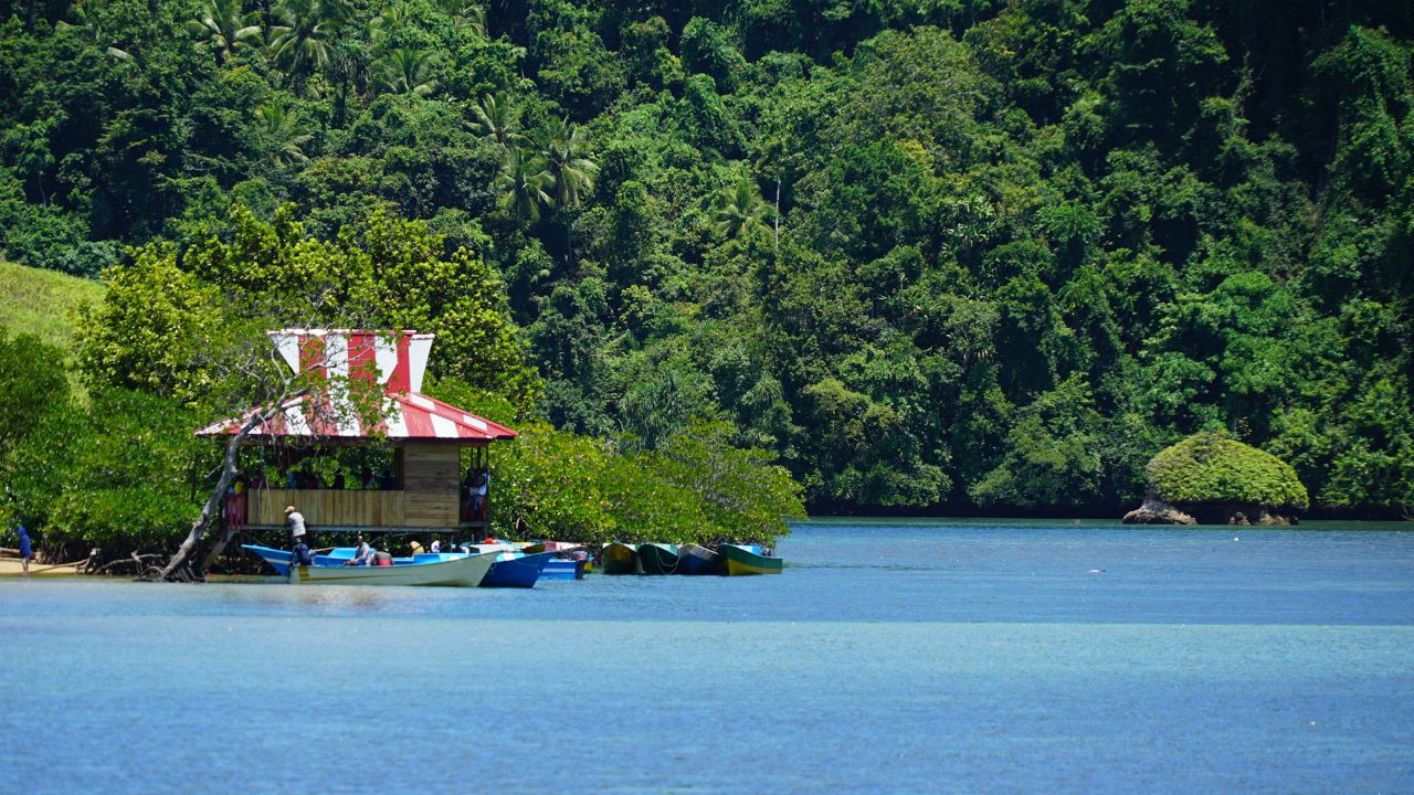 Berbenah di Kepulauan Seribu. Persiapan sektor pariwisata juga dikebut maksimal, sebab sektor ini yang menurut Menpar Arief Yahya juga mendulang devisa besar. foto:dok kemenpar