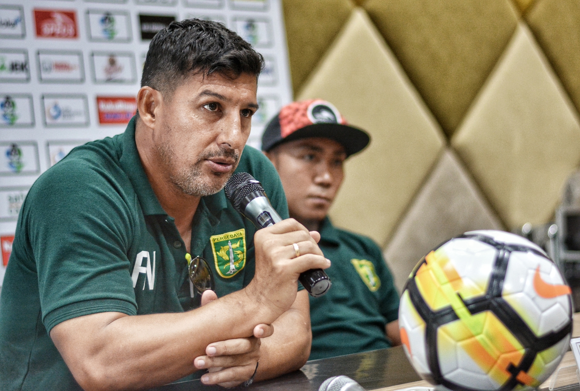 Pelatih Persebaya, Angel Alfredo Vera. (foto: hrs/ngopibareng)