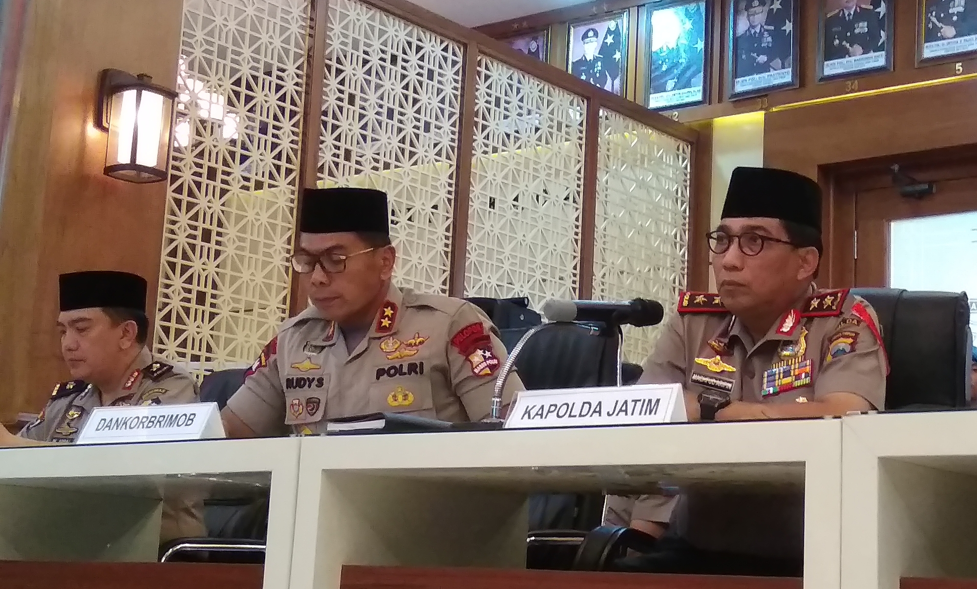 Kapolda Jatim, Irjen Pol Machfud Arifin. (foto: hrs/ngopibareng)