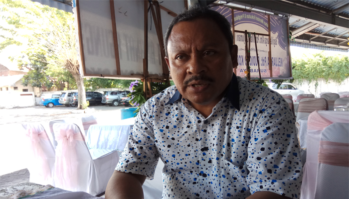 Estefanus Masae batal menikah karena calon istrinya jadi korban. Padahal sehari sebelumnya, mereka sudah bertunangan. (Foto; ngopibareng.id