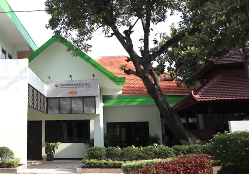 Warung Perancis yang lokasinya di dekat Command Center UNUSA, menjadi cikal bakal mahasiswa berprestasi di tingkat nasional