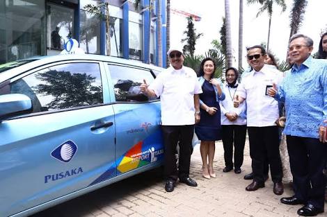 Menpar Arief Yahya dan co branding blue bird. foto:kemenpar