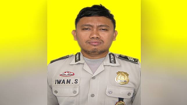 Bripka Iwan Sarjana.