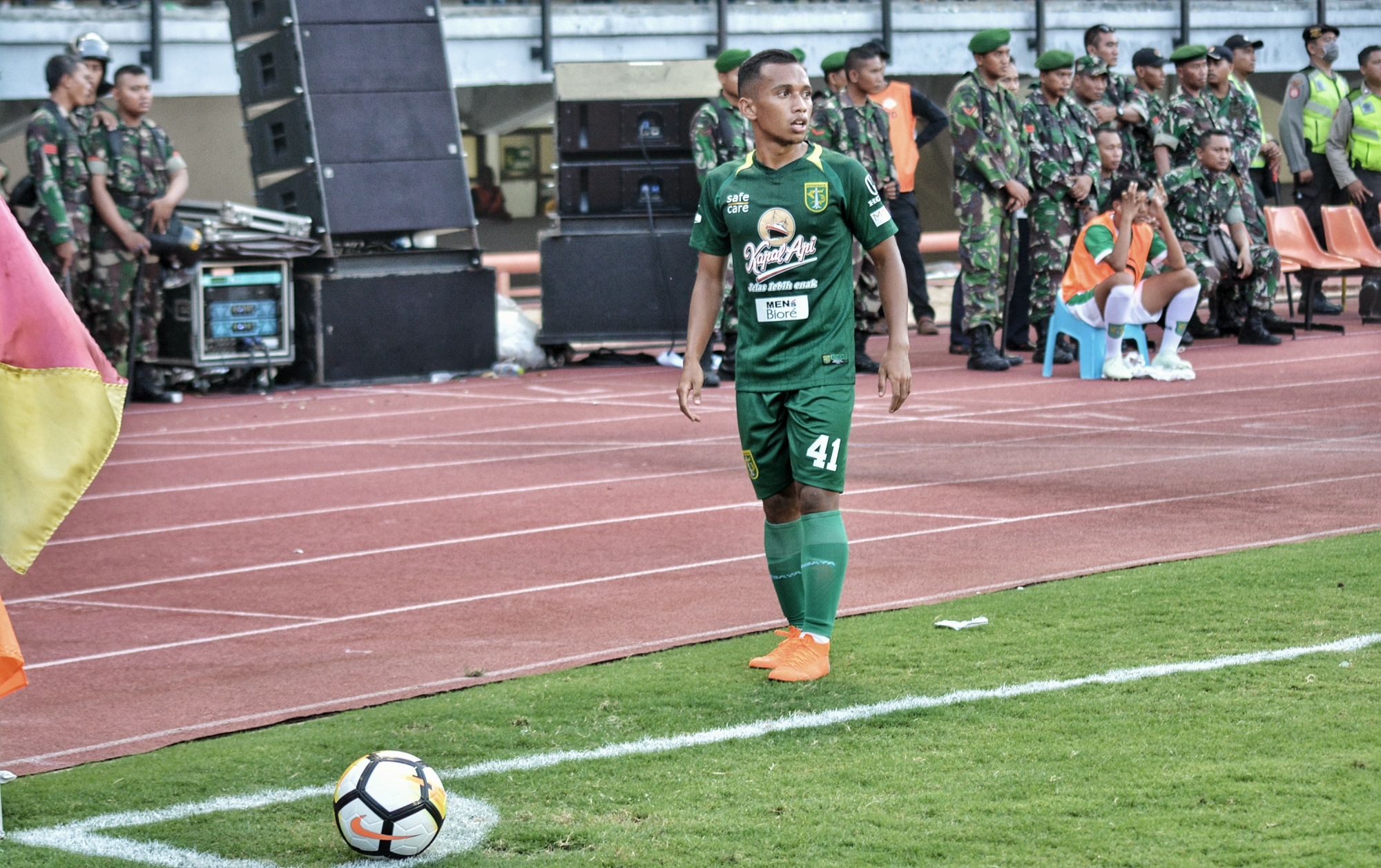 Winger Persebaya, Irfan Jaya mengaku kangen momen Ramadhan di Makasar. (foto: hrs/ngopibareng)