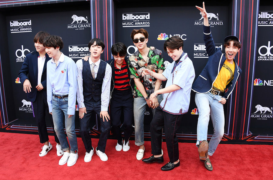 BTS ketika menghadiri ajang penghargaan Billboard Music Awards 2018. (Billboard)