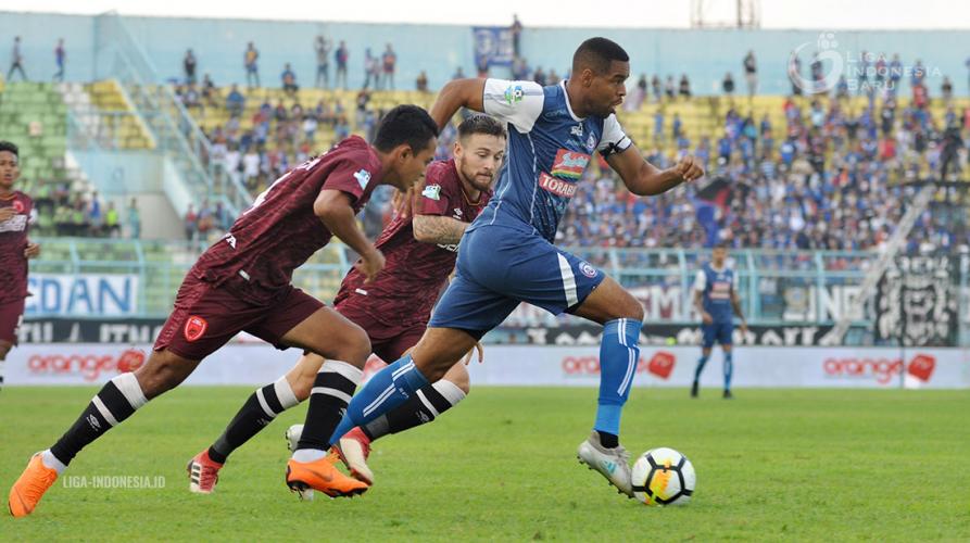 Penyerang Arema FC, Thiago Furtioso diandalkan menghadapi Bhayangkara FC, malam nanti. foto;ligaindonesia