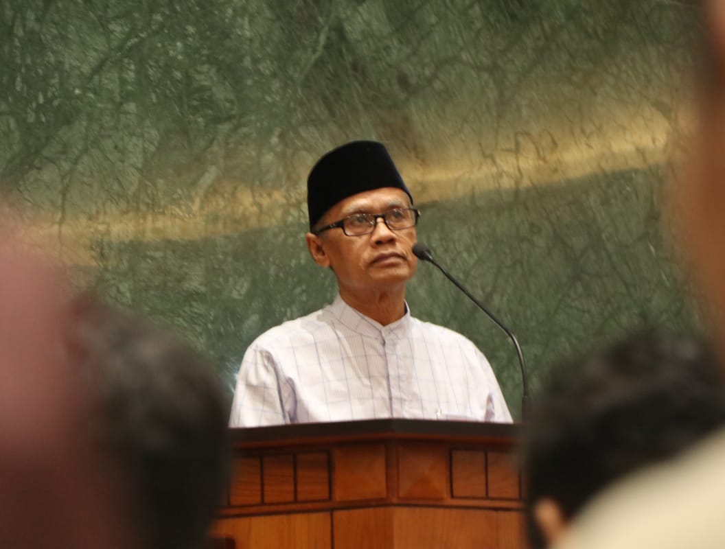 ISLAM DAMAI: Haedar Nashir ketika menyampaikan pesan Islam. (foto: ist)